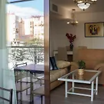 Oasis In With Parking 5min From The *