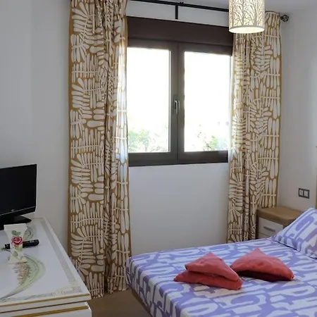 Oasis In With Parking 5min From The Апартаменты *