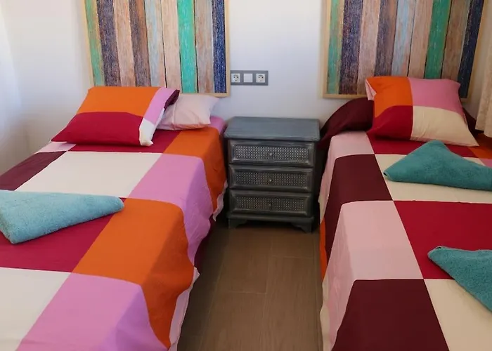 Oasis In With Parking 5min From The