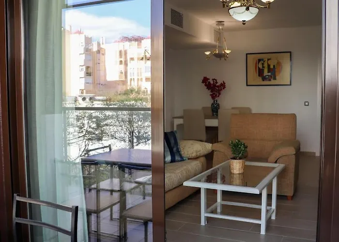 Oasis In With Parking 5min From The *